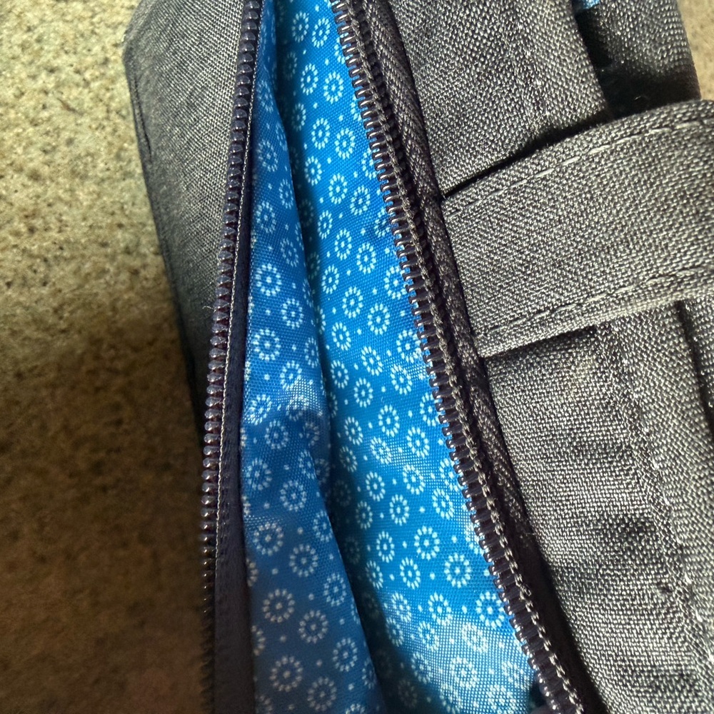Lug Wallet - Picture 4 of 7
